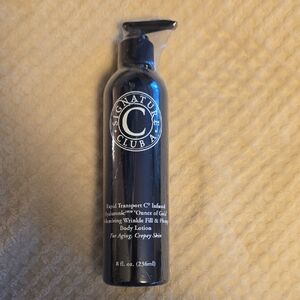 Signature Club A RTC Infused Hyaluronic Oz Of Gold Body Lotion